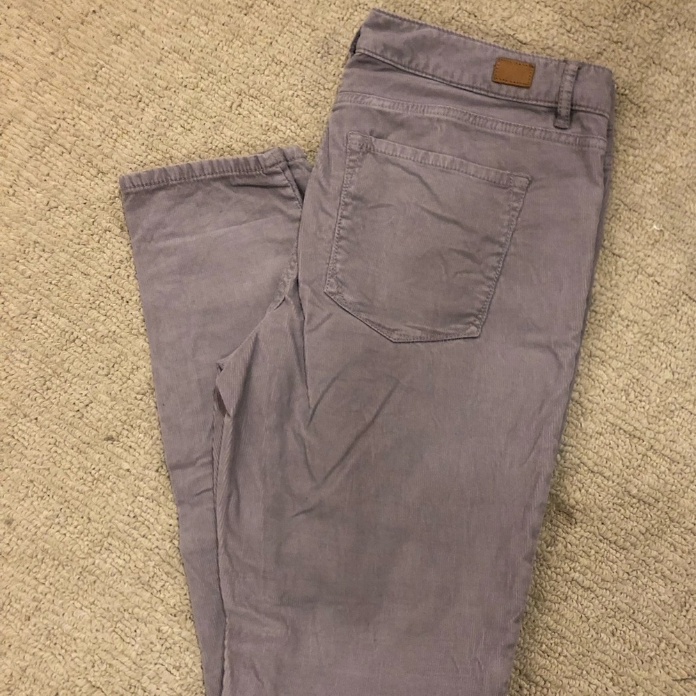 L L Bean Signarure Size 6 Skinny Corduroys!!